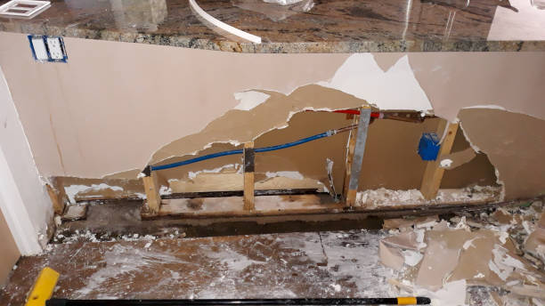 Best Carpet water damage restoration  in Broadmoor, CA